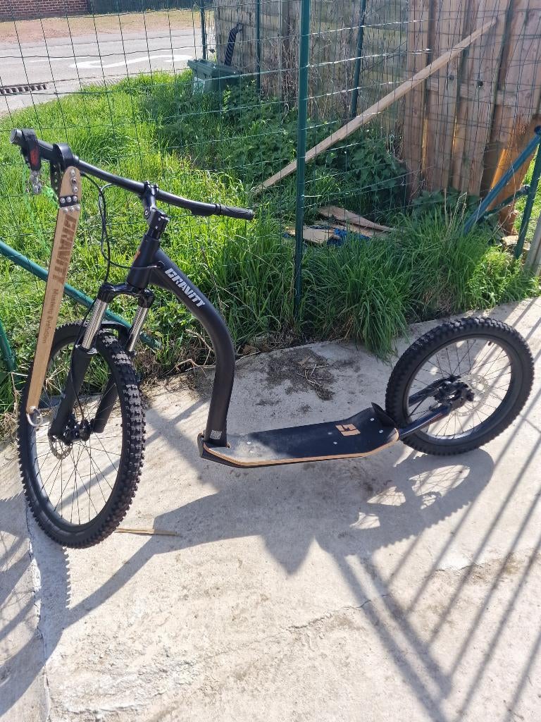 Trottinette tout terrain Gravity mushing/bikejoring, Ophalen, Zo goed als nieuw, Gewone step