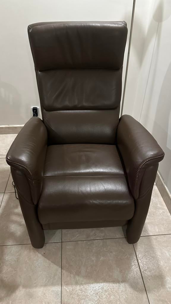 LEDEREN RELAXFAUTEUIL, elektrisch verstelbaar, Ophalen, Gebruikt, 75 tot 100 cm, Leer