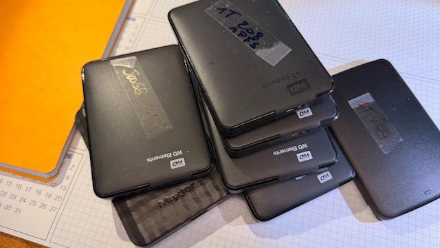 DISQUES DUR externes 2.5" de 1T & 500Go, HDD, Externe, Gemiddeld 120x80x12mm, Enlèvement