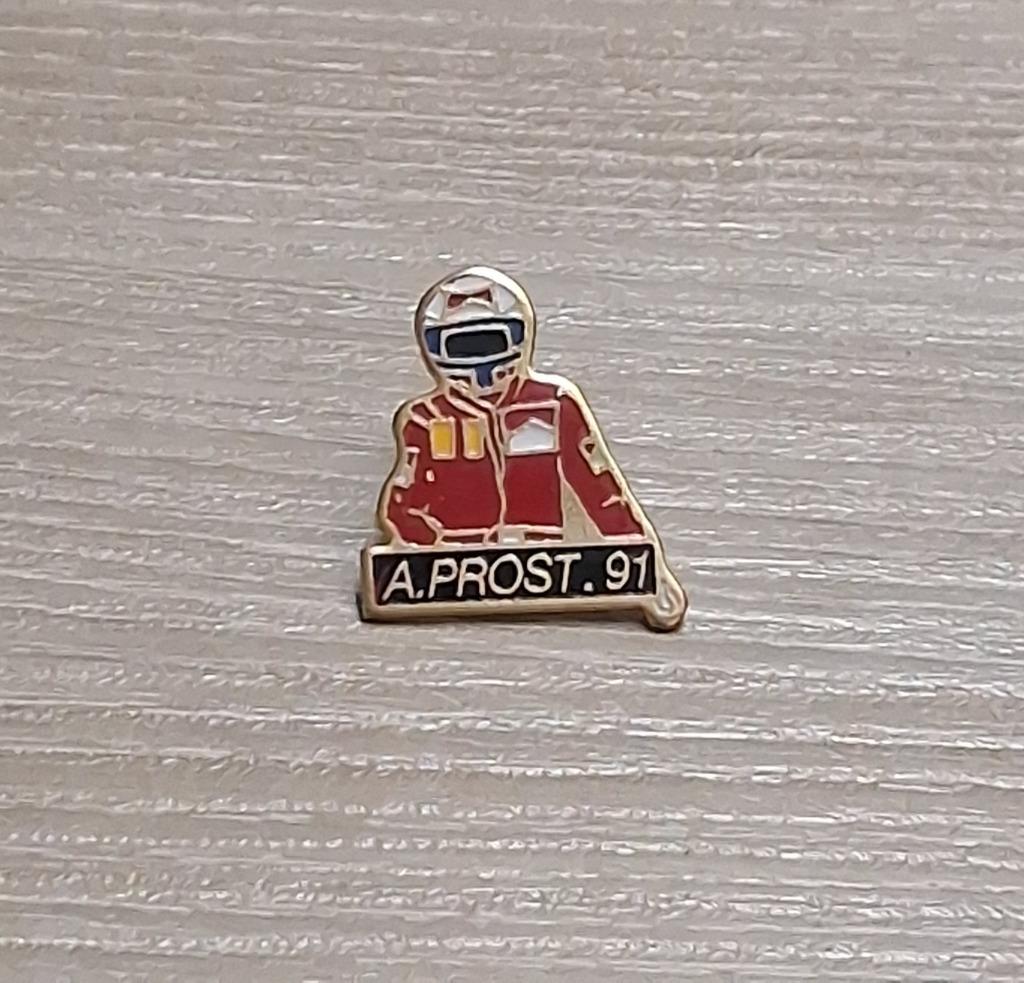 PIN - ALAIN PROST - FORMULE 1 - F1 - MARLBORO, Envoi, Utilisé, Sport, Insigne ou Pin's