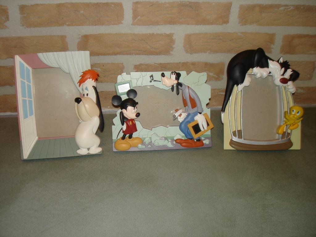 3 x cadre Demons & Merveilles, Collections, Enlèvement ou Envoi, Dingo ou Pluto, Comme neuf, Autres types