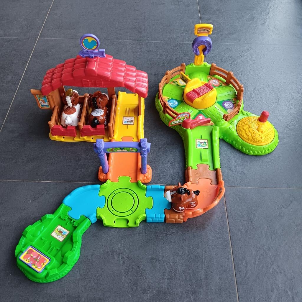 Zoef Zoef Dieren Manege + paard met veulentje + varkentje, Kinderen en Baby's, Ophalen of Verzenden, Gebruikt, 6 maanden tot 2 jaar