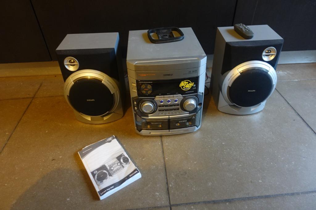 radio hi-fi FWC330 Mini système Hi-Fi cassette cd Philips, TV, Hi-fi & Vidéo, Enlèvement ou Envoi, Utilisé, Radio, Avec lecteur de CD