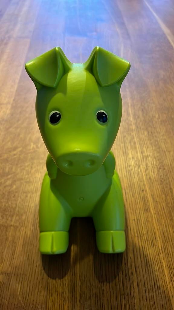 Tirelire plastique verte 24/14 cm, Collections, Tirelires, Enlèvement ou Envoi, Comme neuf