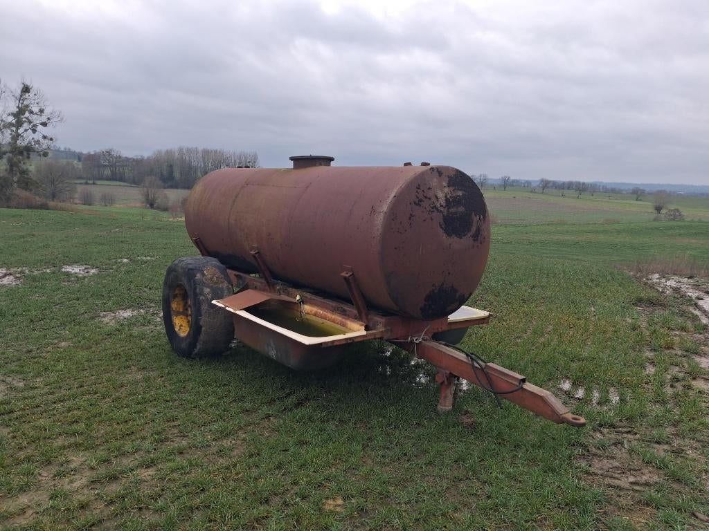 Tonneau a eau 6000L, Enlèvement, Utilisé
