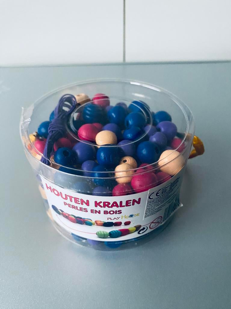 🍄. NIEUW !!  Doosje houten rijgkralen, Kinderen en Baby's, Ophalen of Verzenden, Nieuw