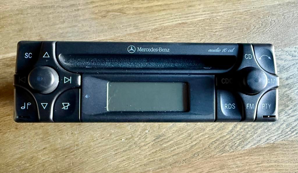 Mercedes Benz audio 10 cd auto radio, Autos : Divers, Autoradios, Enlèvement ou Envoi, Comme neuf