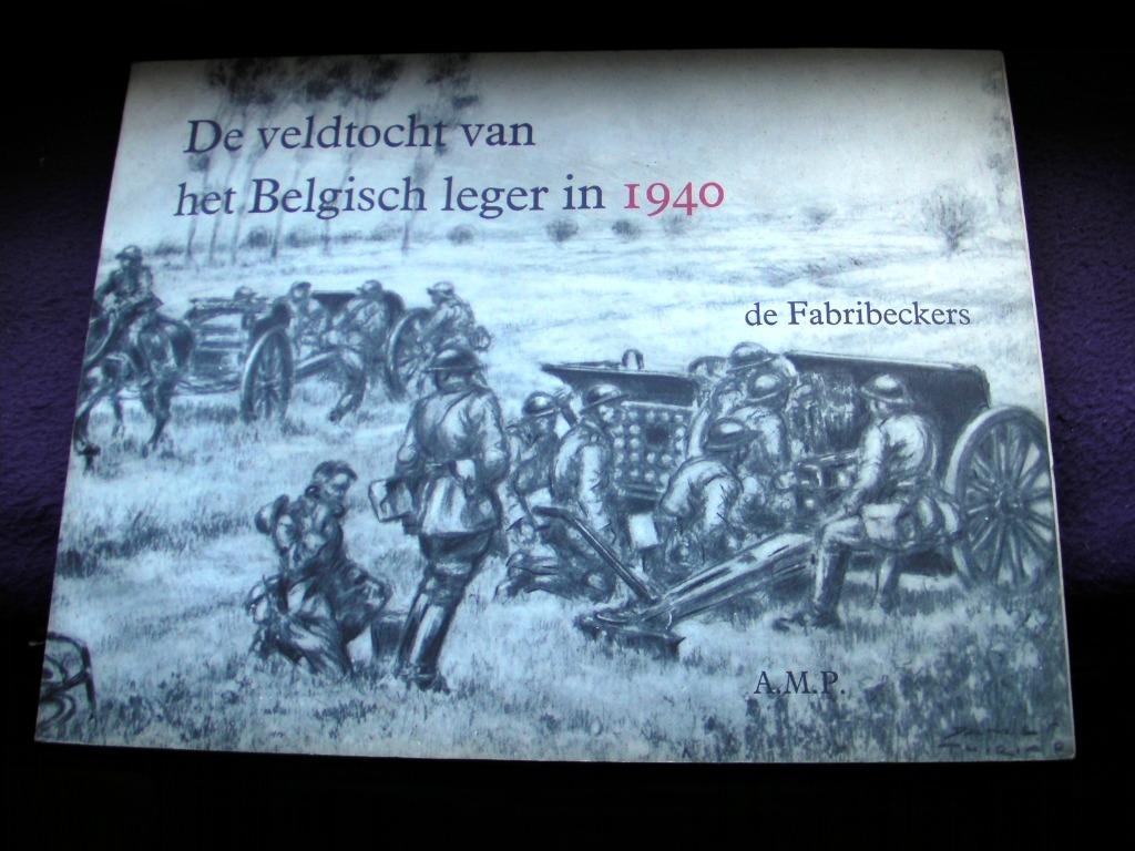Livre en Néerlandais sur la seconde guerre mondial, Ophalen, Landmacht, Boek of Tijdschrift