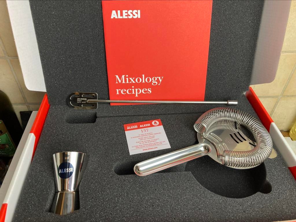 Nieuwe barset cocktail set Alessi maatbeker zeef roerstok, Ophalen, Nieuw