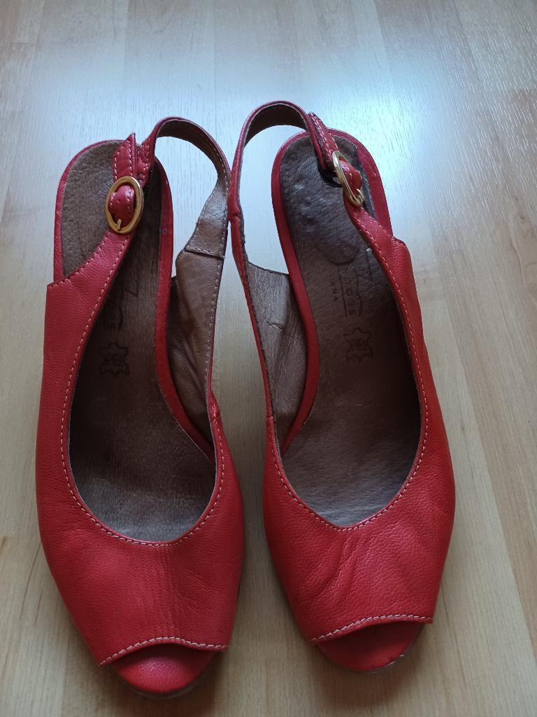 Damesschoen, Ophalen, Sandalen of Muiltjes, Zo goed als nieuw, Rood