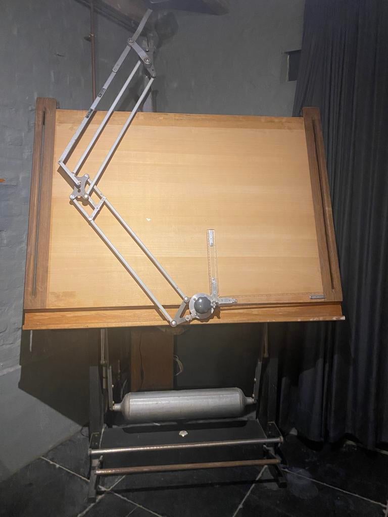 Planche à dessin, Bricolage & Construction, Tables à dessin, Enlèvement, Utilisé, 130 à 150 cm