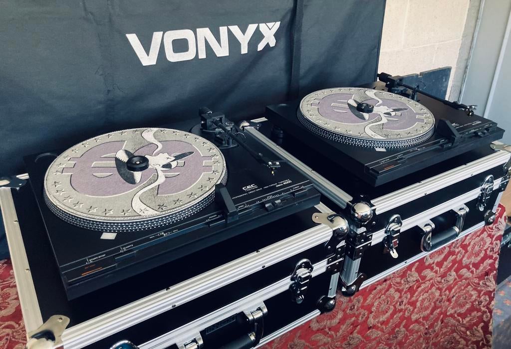 2x C.E.C. Disco 4000 vinyl draaitafels (Chuo Denky), Muziek en Instrumenten, Dj-sets en Draaitafels, Gebruikt, Draaitafel, Ophalen