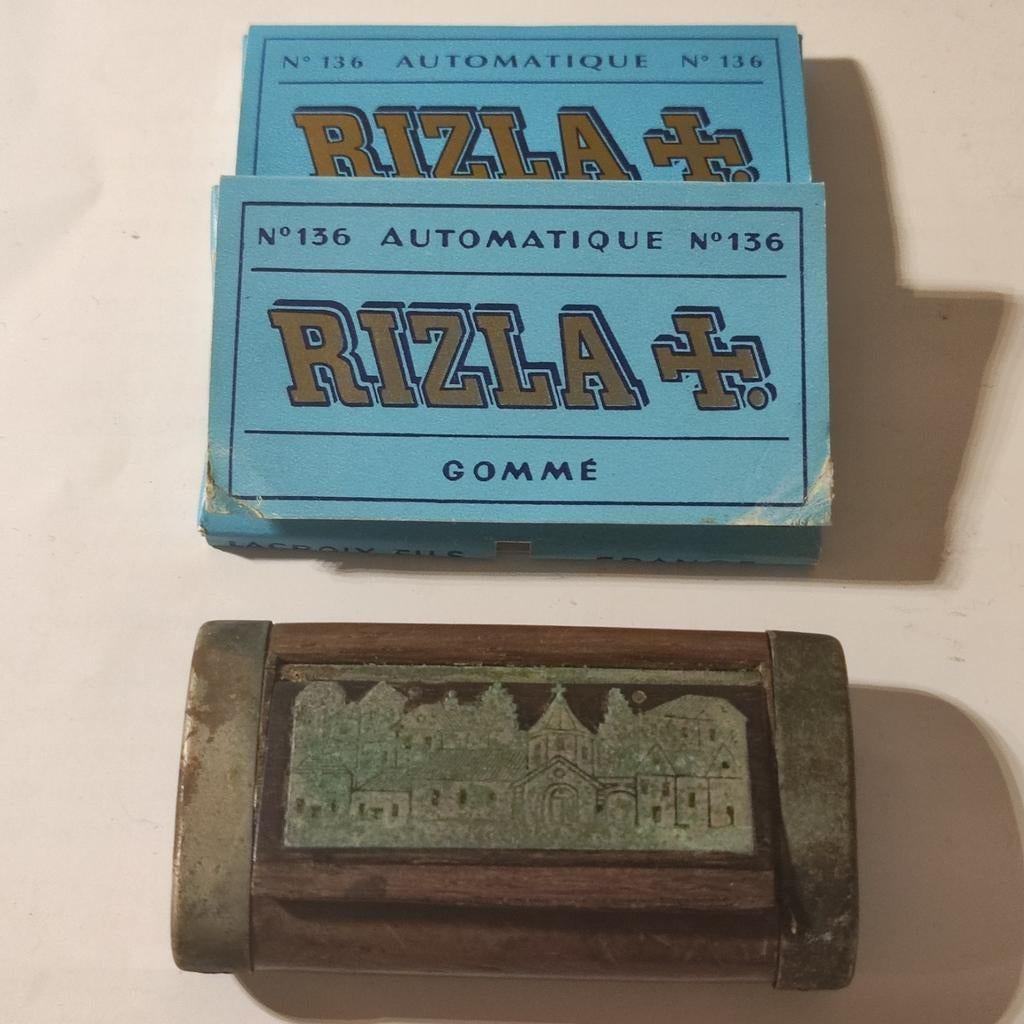Ancienne boîte à priser bois/cuivre + 2 étuis feuilles Rizla, Envoi, Utilisé