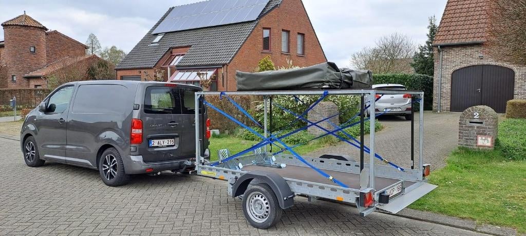 Motortrailer hydraulisch met Eezi Awn daktent, Ophalen, Zo goed als nieuw