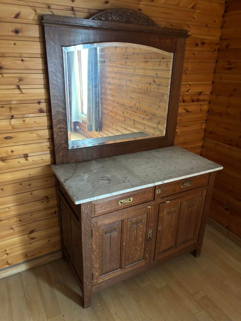 Antiek, Enlèvement, Comme neuf