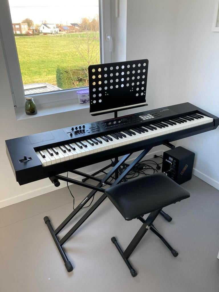 Roland juno DS, Muziek en Instrumenten, Synthesizers, Ophalen, 88 toetsen, Roland, Zo goed als nieuw