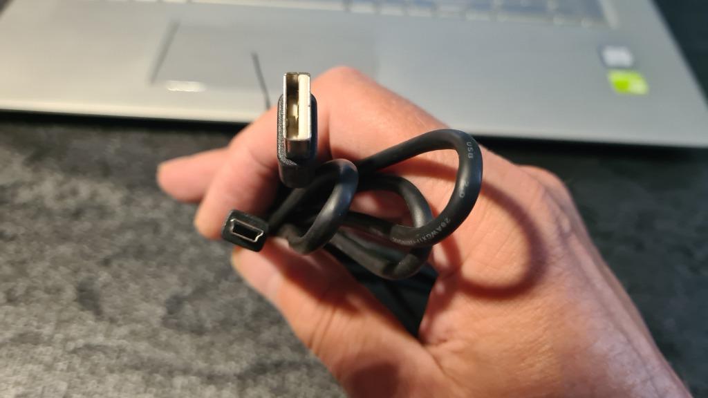 bekabeling en connectoren, Computers en Software, Ophalen of Verzenden, Zo goed als nieuw