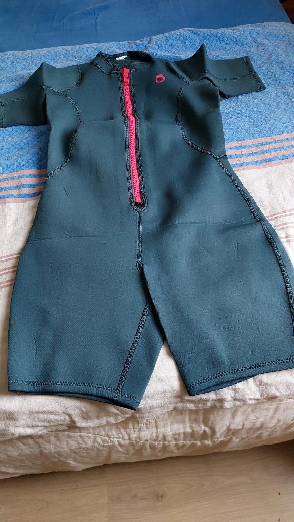 Combinaison de plongée, tuba ou de plongée pour femme., Enlèvement ou Envoi, Comme neuf, Tuba