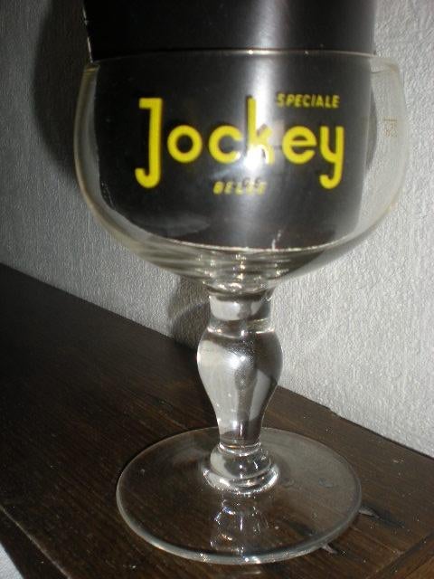 Gévé  " Spéciale belge  Jockey", Collections, Marques de bière, Enlèvement ou Envoi, Comme neuf, Verre ou Verres