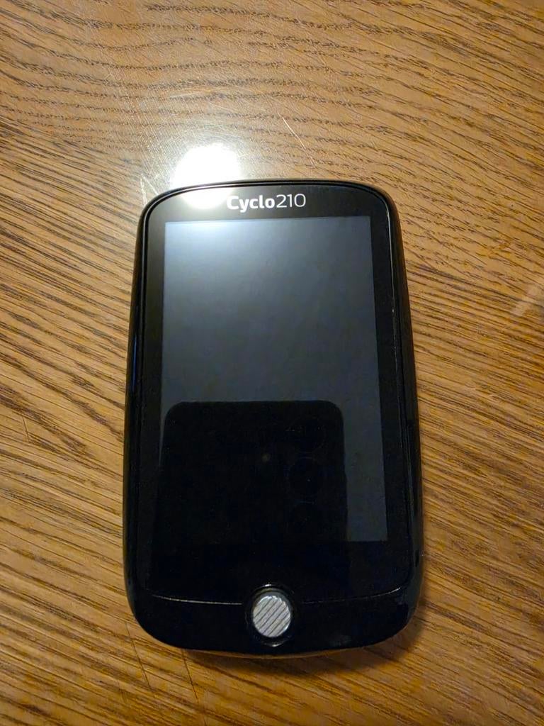 Mio Cyclo fietsnavigatie Europa, Fietsen en Brommers, Fietsaccessoires | Fietscomputers, Zo goed als nieuw, Draadloos, GPS, Snelheidssensor