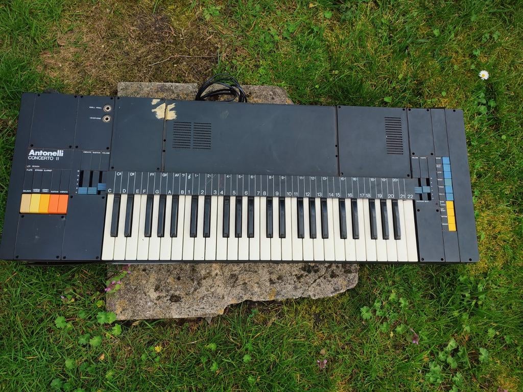 Analoog orgel vintage 1980 werkt perfect, Musique & Instruments, Claviers, Autres marques, Autres nombres, Enlèvement, Utilisé