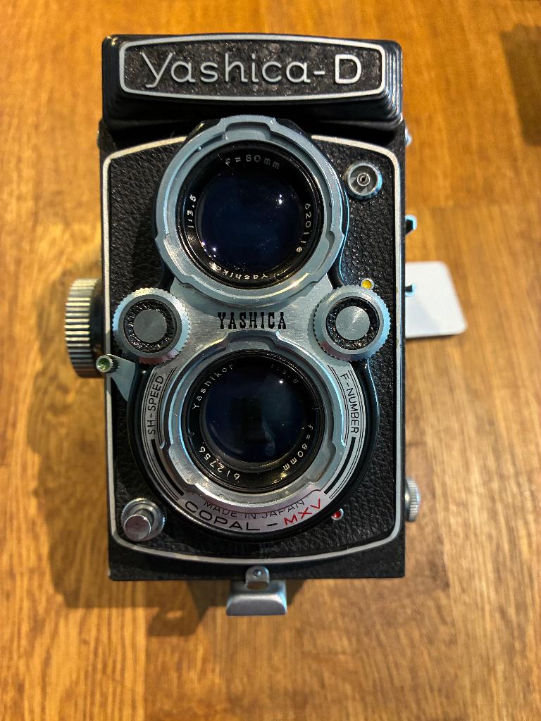 Yashica D, TV, Hi-fi & Vidéo, Appareils photo analogiques, Enlèvement ou Envoi, Utilisé, Compact, Autres Marques