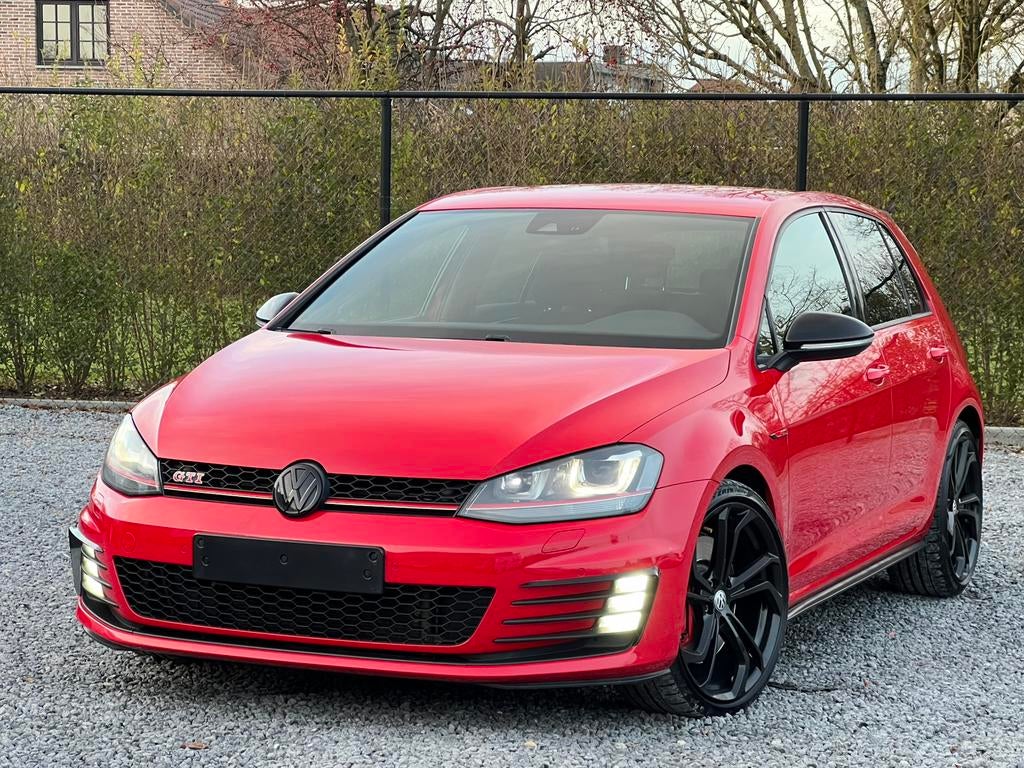 Volkswagen Golf 7 GTI Performance 2.0 TSI Automaat Gekeurd, Auto's, Volkswagen, Euro 6, Leder, Bedrijf, Berline