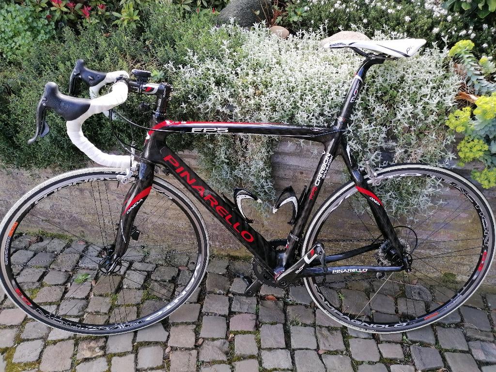 Vélo de cycliste PINARELLO, Vélos & Vélomoteurs, Autres marques, 10 à 15 vitesses, Comme neuf, Enlèvement