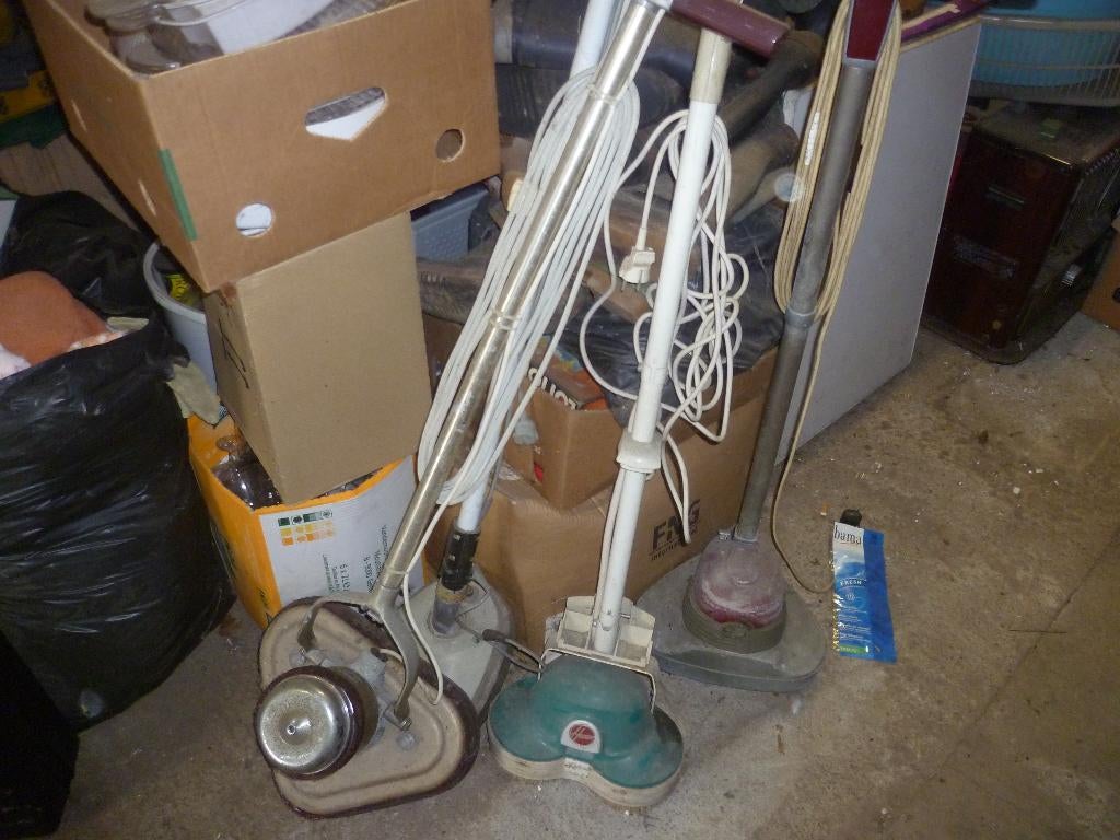 4 BOEN MACHIENES VOOR PARKET, Motos, Enlèvement