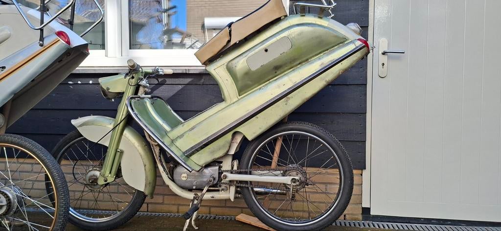 Tyfoon Davids Geldig kenteken orgineele lak, Enlèvement