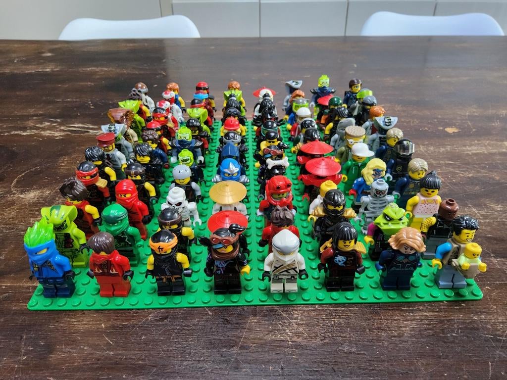 88 minifiguren LEGO, Kinderen en Baby's, Speelgoed | Duplo en Lego, Ophalen of Verzenden, Lego, Ninjago