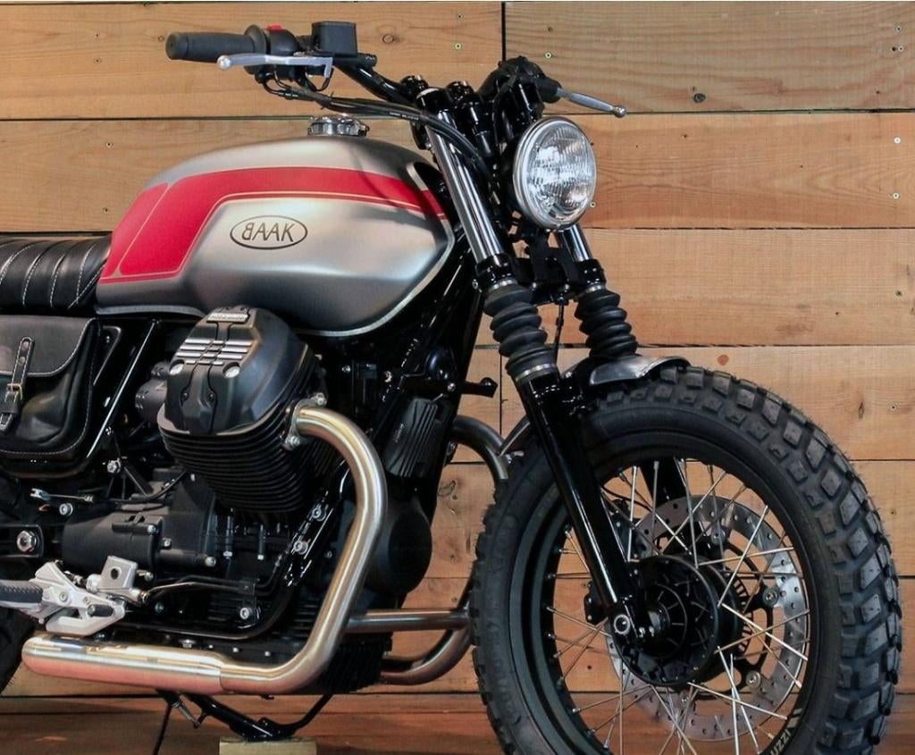 Moto Guzzi V7 III speedometer beugel & Bates koplamp, Enlèvement ou Envoi