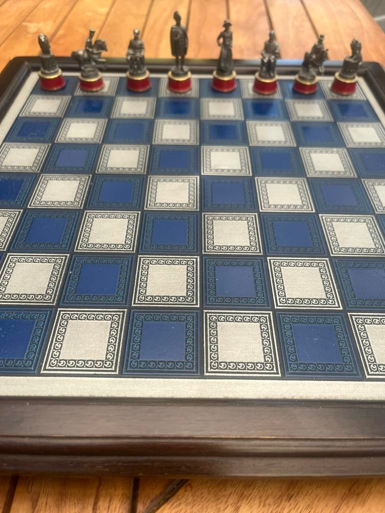 Jeu d'échecs unique à vendre, Antiquités & Art, Antiquités | Étain, Enlèvement