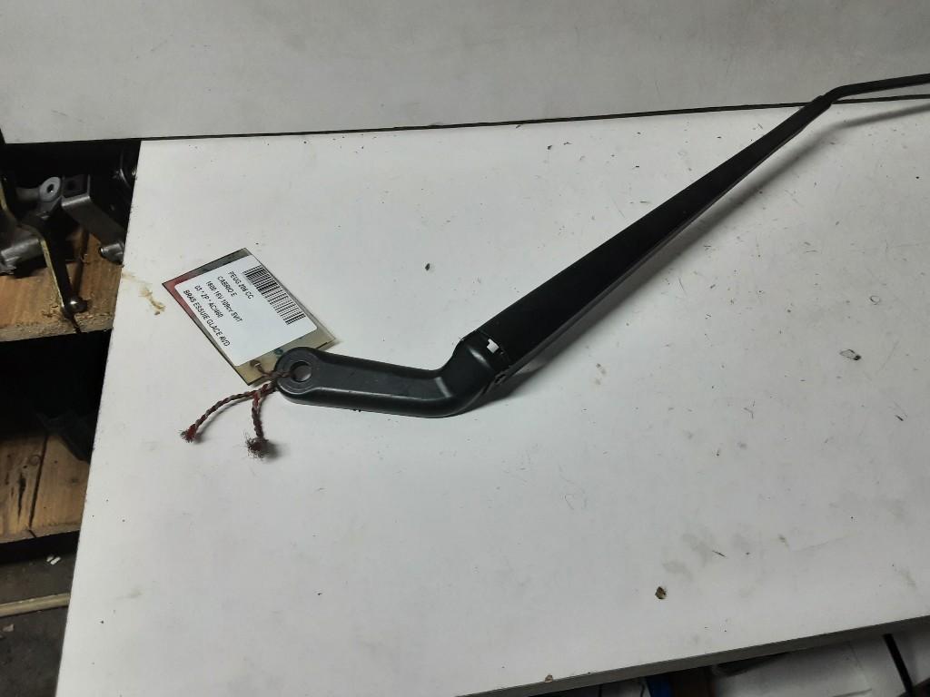 BRAS ESSUIE-GLACE AVANT DROIT Peugeot 206 CC (2D), Autos : Pièces & Accessoires, Vitres & Accessoires, Peugeot, Utilisé