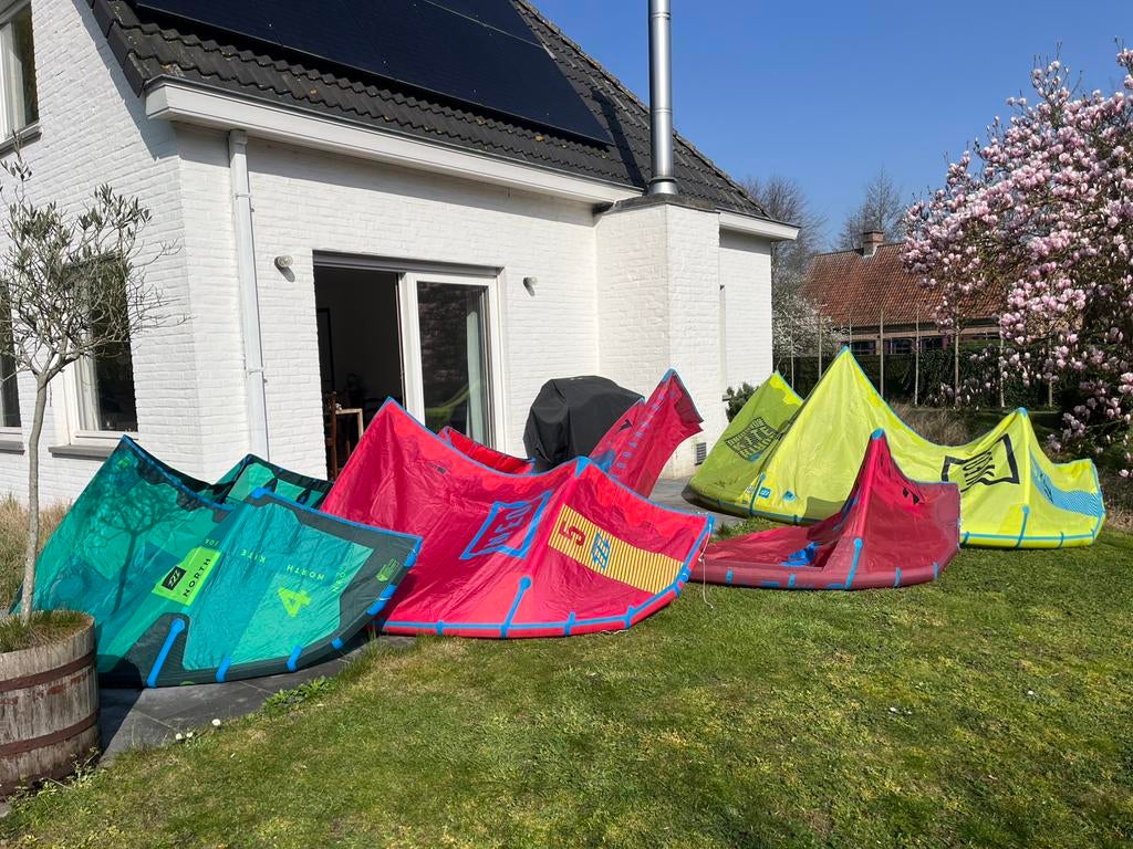 North Neo 4-5-7-9 kitesurf + 2 bars, Watersport en Boten, Kitesurfen, Bar, Ophalen