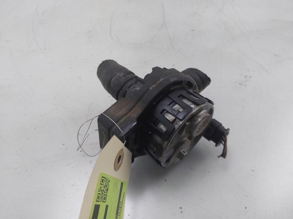 EXTRA EAU POMPE Volkswagen Transporter T6 (|7LA965567C|), Dhr. J. Ham, Volkswagen, Administratie@autoham.nl, Utilisé