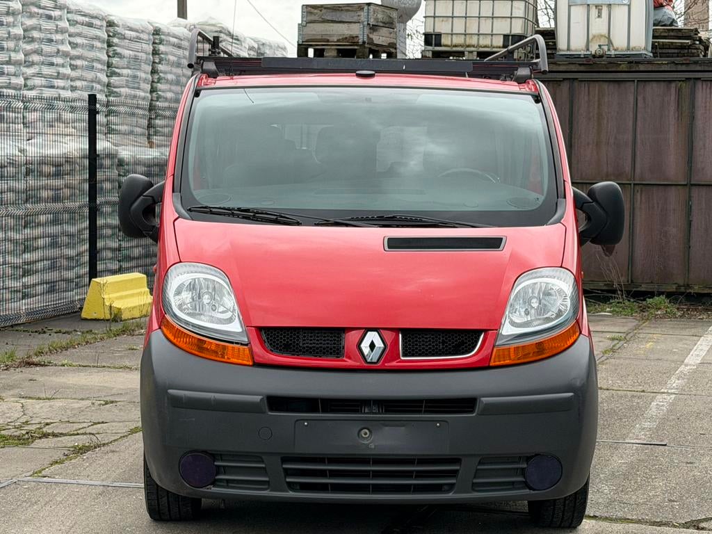 Renault trafic 1.9 DCI  / Double cabine - 74 000 Km - TVA, Autos, Achat, Entreprise, 1899 cm³, Alarme