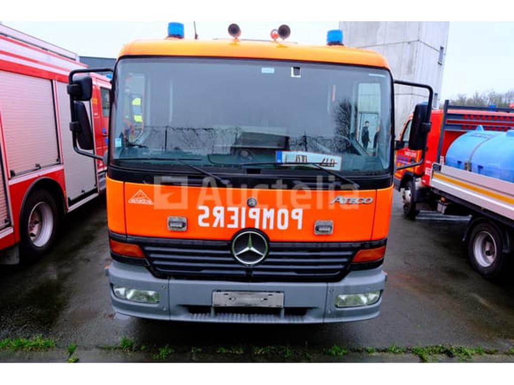REF:lot V5 - Camion pompe Mercedes-Benz Atego 1325F (2002-32, Autos, Achat, Entreprise, Autres carburants, Mercedes-Benz