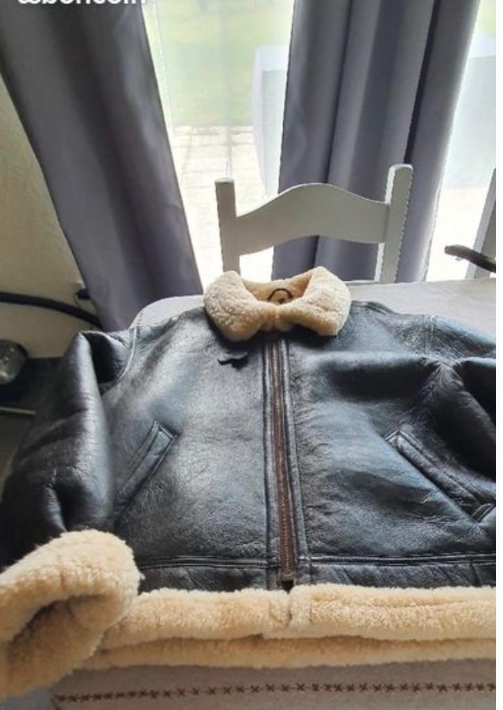 BLOUSON  MOUTON RETOURNE AVIATEUR, Enlèvement, Comme neuf, Taille 56/58 (XL), Brun