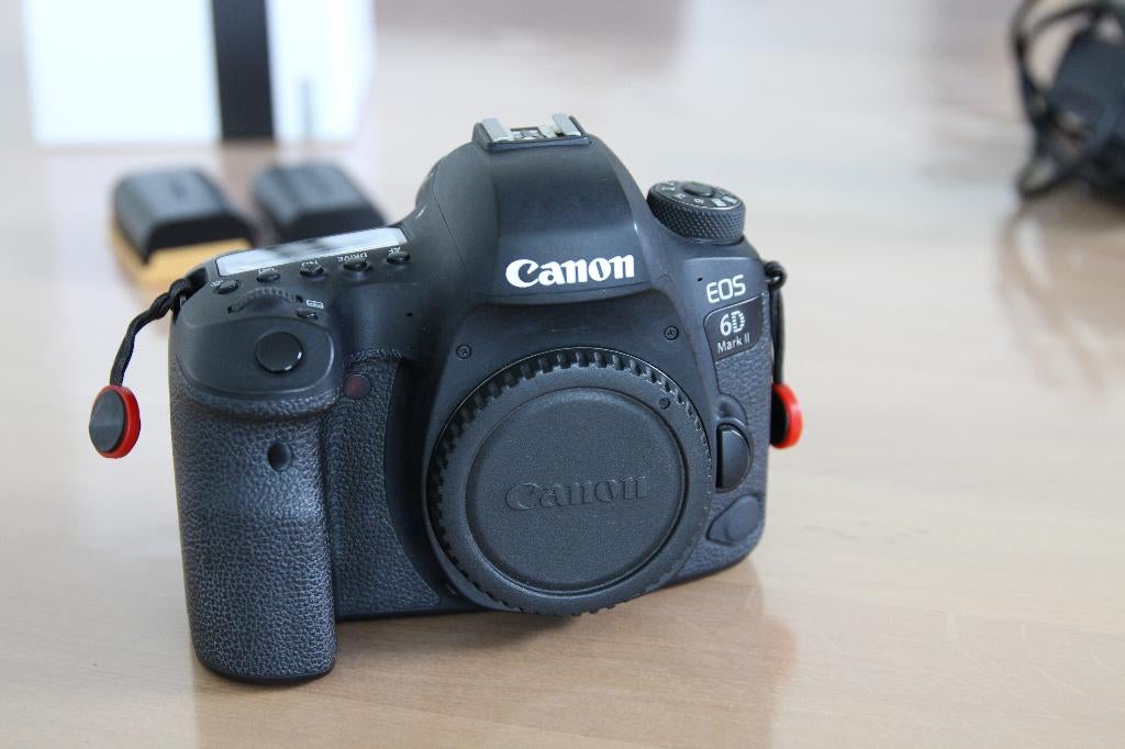 Canon 6D Mark II body – perfecte staat – 2 batterijen, TV, Hi-fi & Vidéo, Appareils photo numériques, Comme neuf, Reflex miroir