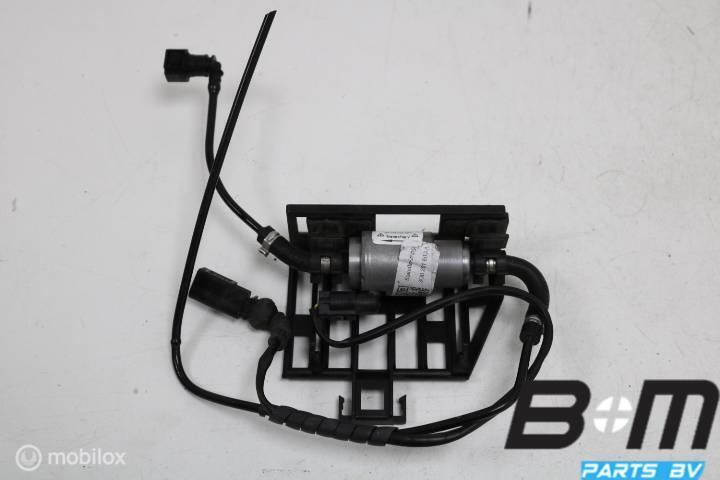 Doseerpomp standkachel VW Arteon 3Q0201607A, Gebruikt