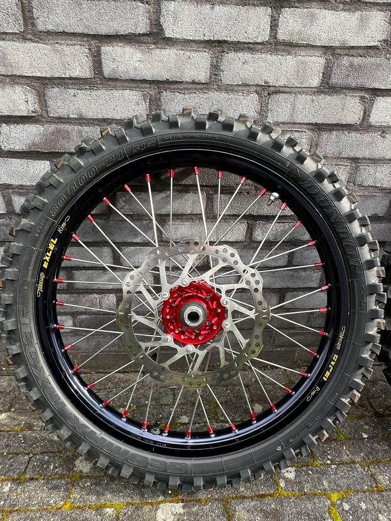 Wielen Honda crossmotor, Motoren, Ophalen