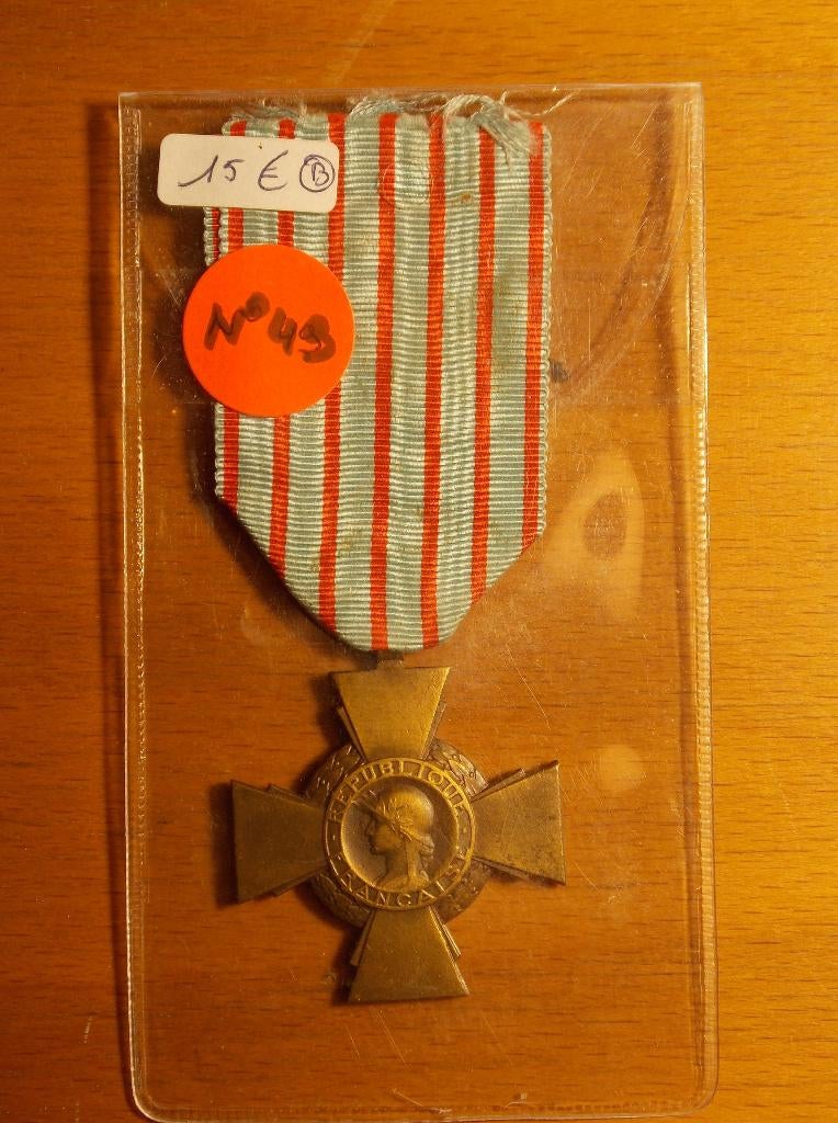 Médailles à vendre (C), Enlèvement ou Envoi, Armée de terre, Ruban, Médaille ou Ailes