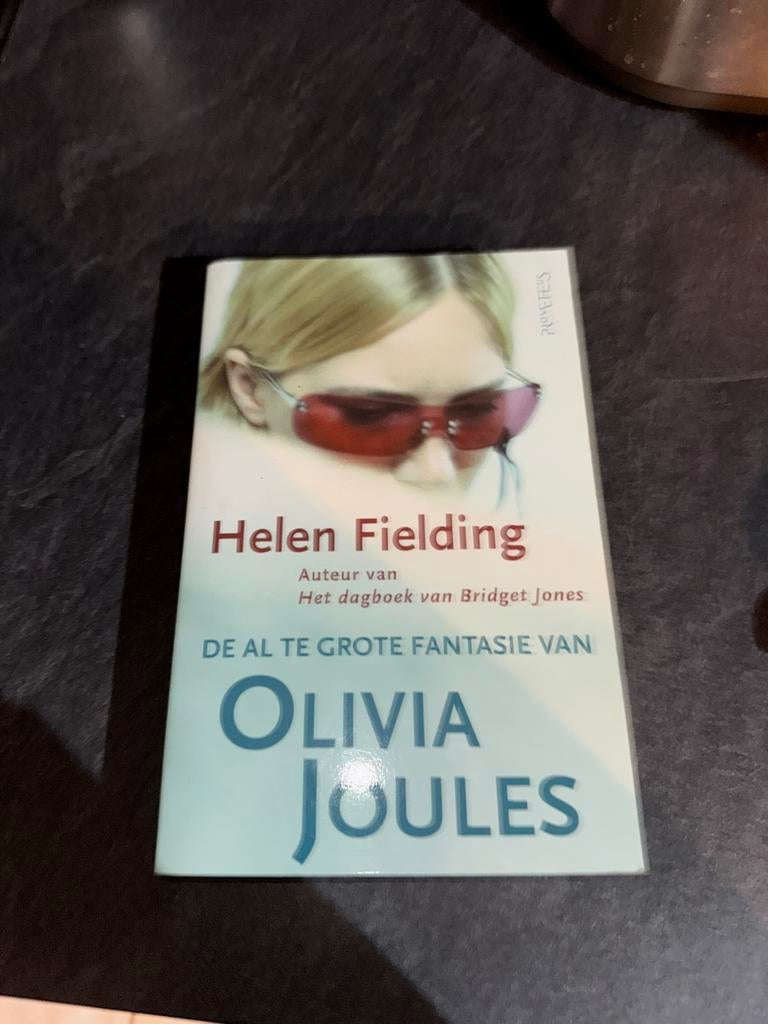 De al te grote fantasie van Olivia Joules, Ophalen of Verzenden, Gelezen