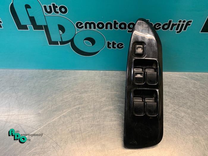 Elektrisch Raam Schakelaar van een Mitsubishi Lancer (Lancer, Gebruikt, -, -, Ophalen of Verzenden