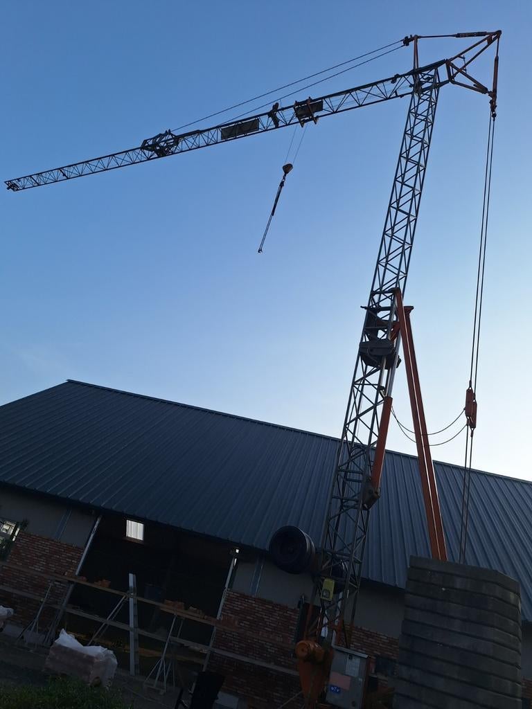 Torenkraan arcomed, Zakelijke goederen, Ophalen