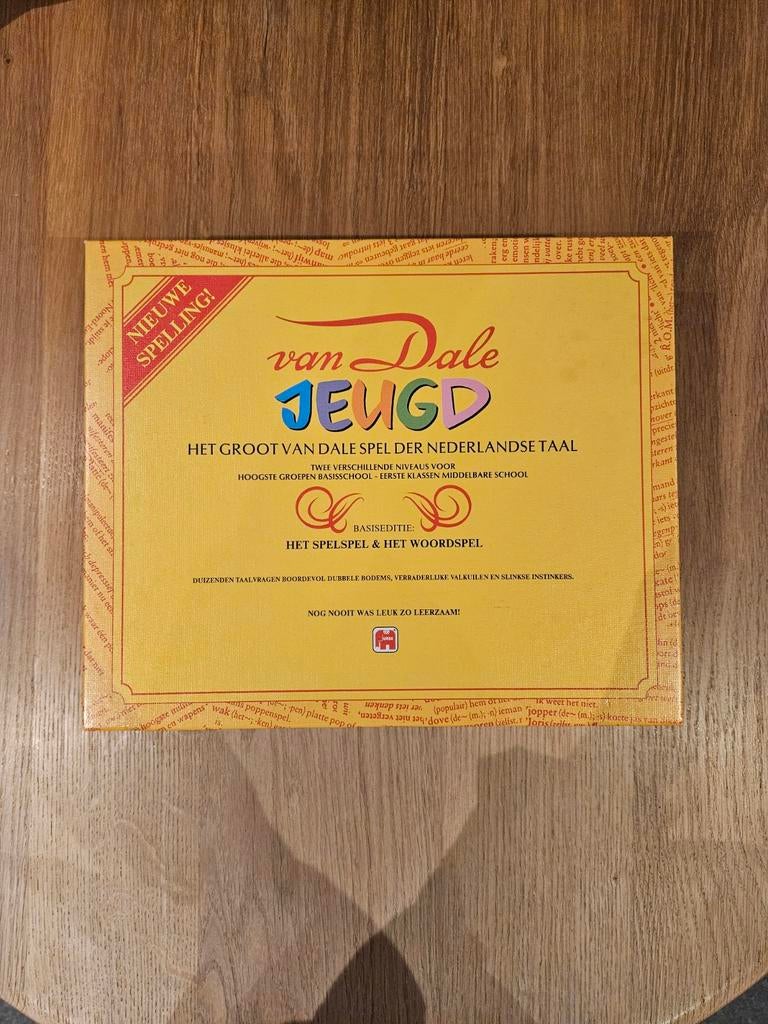 Van Dale Jeugd - gezelschapsspel (perfecte staat), Ophalen of Verzenden