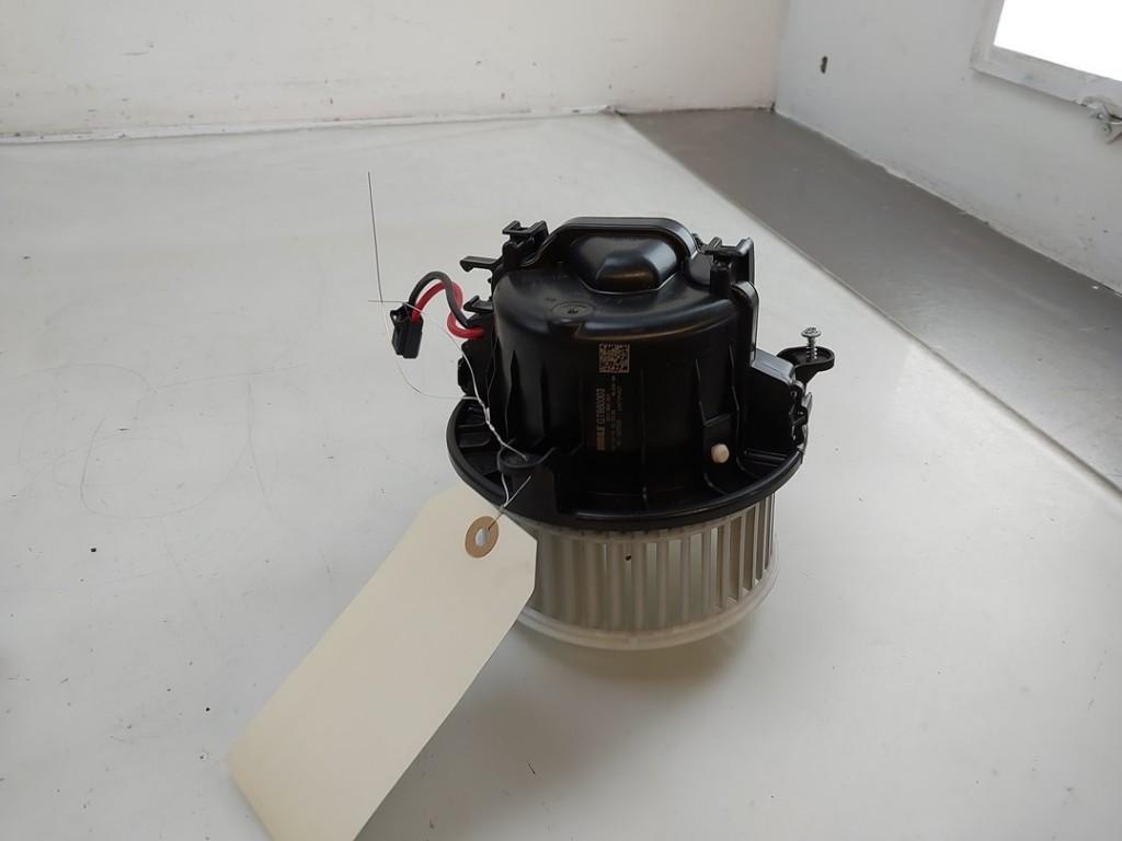 VENTILATEUR RADIATEUR MOTEUR Volkswagen Polo VI (AW1), Autos : Pièces & Accessoires, Utilisé, Volkswagen