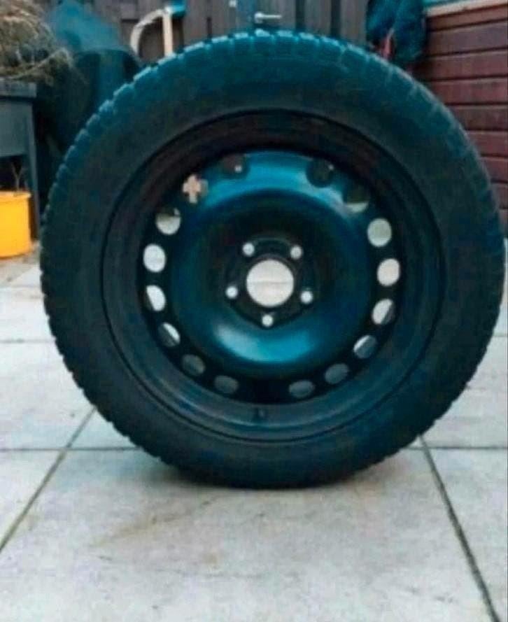 Volwaardige reserveband/reservewiel
Maat 195 65 R15, Ophalen, Gebruikt