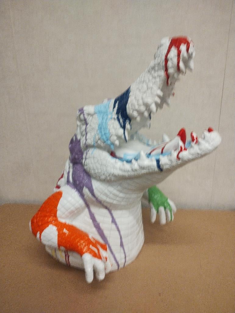 krokodillen hoofd, Tuin en Terras, Tuinbeelden, Dierenbeeld, Kunststof, Ophalen of Verzenden, Zo goed als nieuw